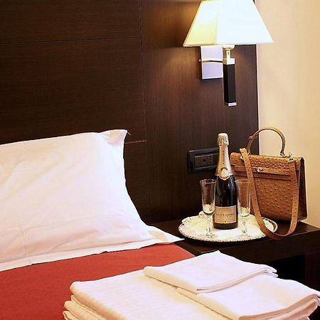 Hotel Versailles Roma Oda fotoğraf