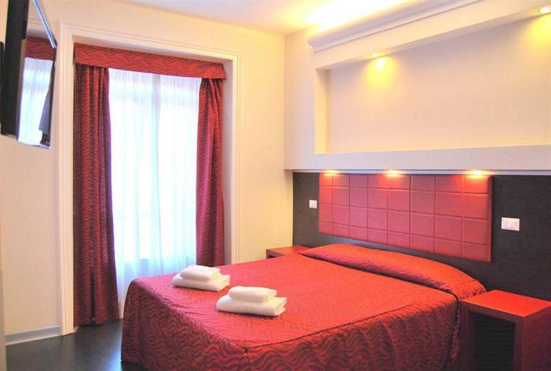 Hotel Versailles Roma Dış mekan fotoğraf