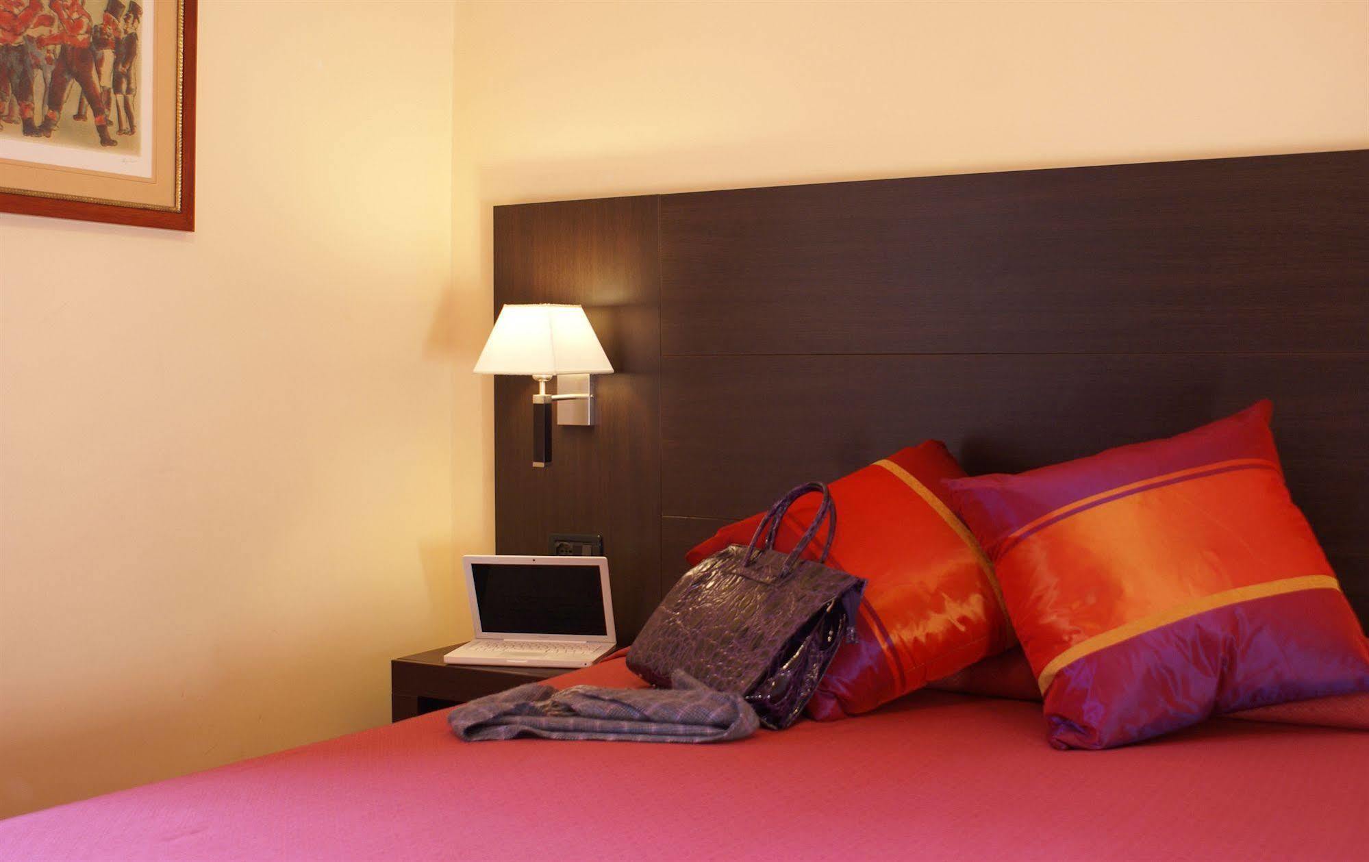 Hotel Versailles Roma Oda fotoğraf