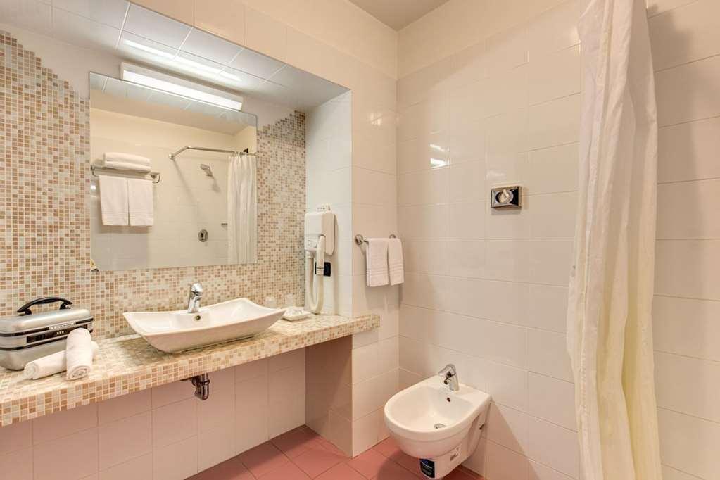 Hotel Versailles Roma Oda fotoğraf